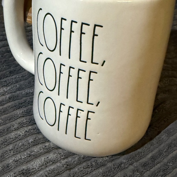 Rae Dunn x Gilmore Girls COFFEE COFFEE COFFEE Double-sided Mug NWT - Picture 6 of 8